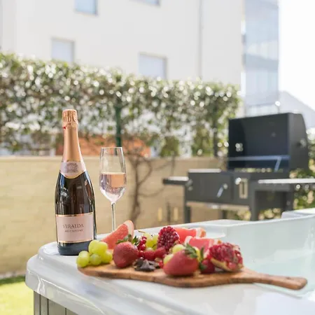Apartment Gioan Novigrad, 500m To Sea, Private Heated Jacuzzi, Bbq, Free Parking Novigrad Istria