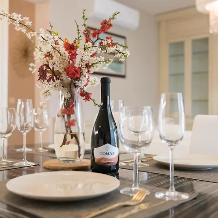 Apartment Gioan Novigrad, 500m To Sea, Private Heated Jacuzzi, Bbq, Free Parking Novigrad Istria